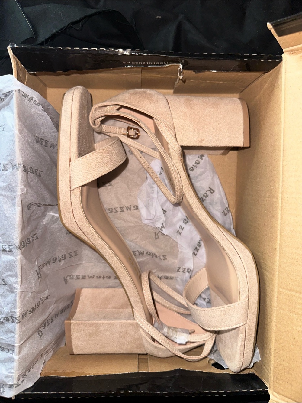 Women’s Block Heel Sandals in Beige — Elegant Strappy Design size 10 NEWW